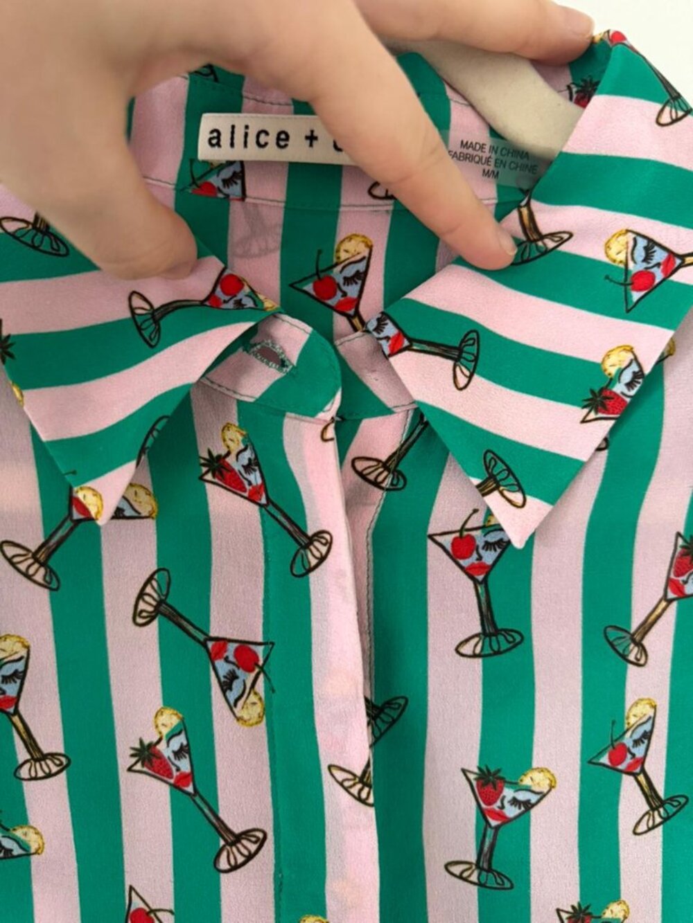 Alice + Olivia "Willa" Martini Print Silk Shirt - Picture 3 of 3